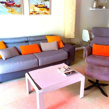锡切斯Mediterranean Apart公寓 外观 照片