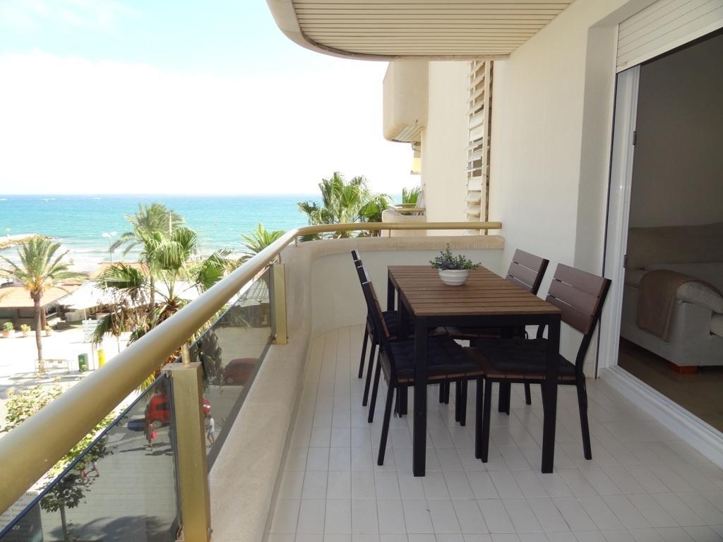 锡切斯Mediterranean Apart公寓 外观 照片